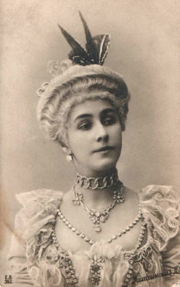 Mathilde_Kschessinskaya-1897